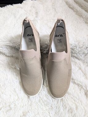 Ara High Soft Lissabon Slip-On Beige Knit Sneakers US Size 8/UK Size 5.5 New